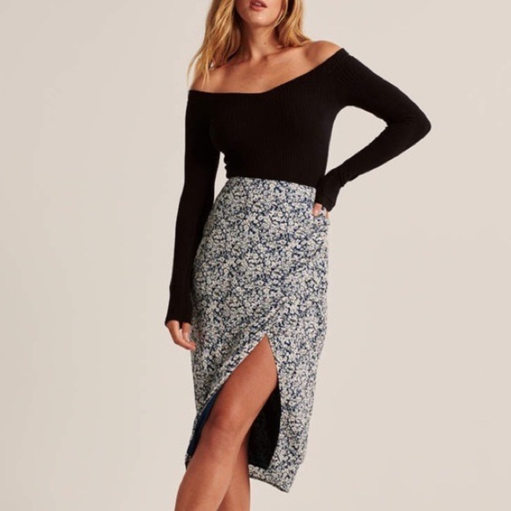 Abercrombie Ruched High Slit Midi Skirt